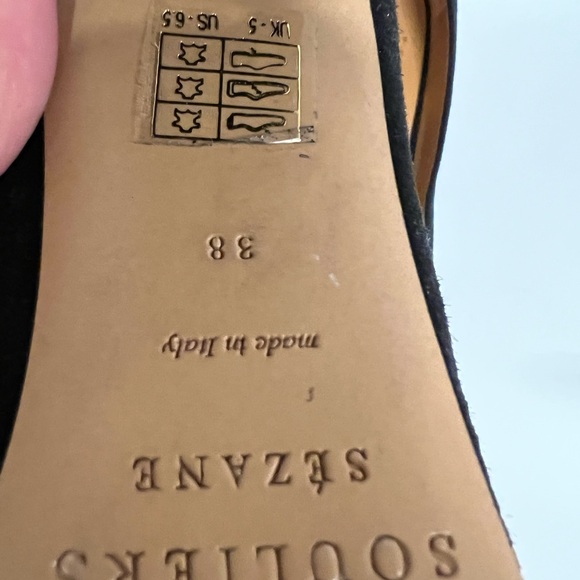 Sezane Black Suede Heels 38 7 pumps like new - Picture 7 of 7